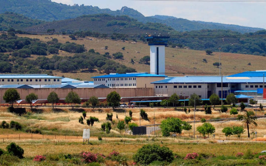 AFEMEN CONTINÚA REFORZANDO SU COMPROMISO CON LA SALUD MENTAL EN LOS CENTROS PENITENCIARIOS DE CÁDIZ