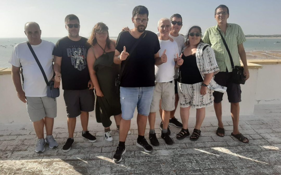 AFEMEN SANLÚCAR VUELVE A DISFRUTAR DE LAS CARRERAS DE CABALLOS EN LA PLAYA