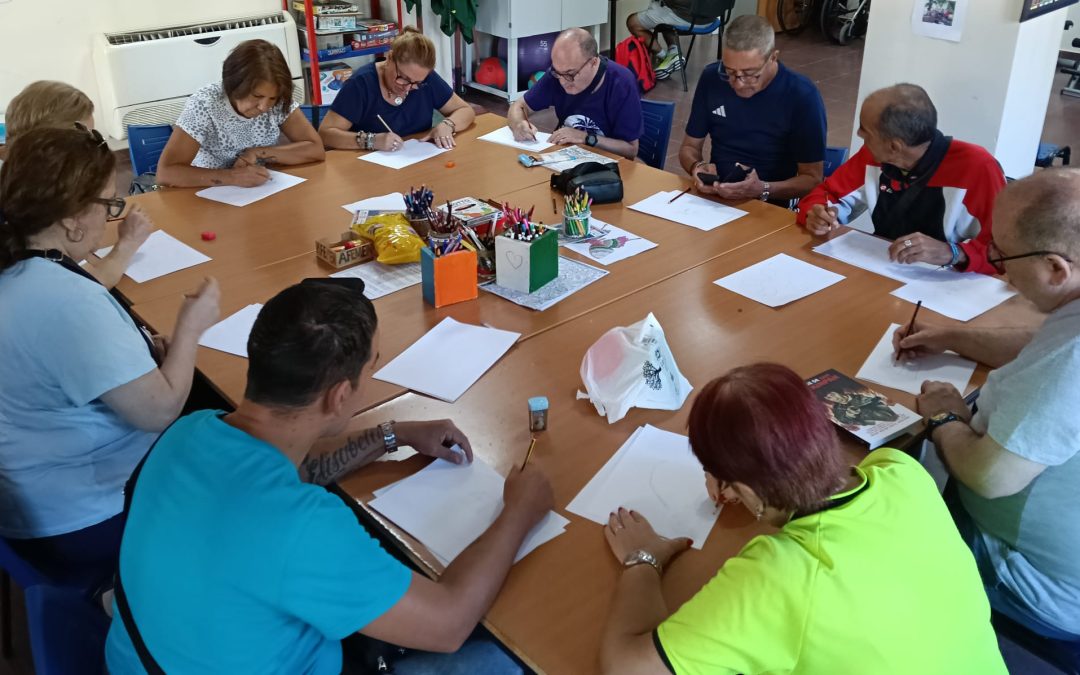 AFEMEN JEREZ IMPULSA LA CREATIVIDAD CON SU NUEVO TALLER DE DIBUJO COMPARTIDO