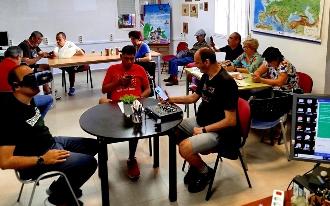 AFEMEN SAN FERNANDO APRENDE CON SU TALLER DE NUEVAS TECNOLOGÍAS
