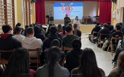 AFEMEN INTERVIENE EN SANLÚCAR PARA ACERCAR HERRAMIENTAS PARA GESTIONAR LA ANSIEDAD AL ALUMNADO DEL IES SAN LUCAS