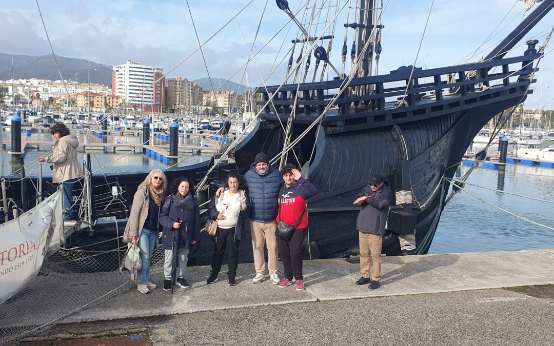 AFEMEN ALGECIRAS VISITA LA NAO VICTORIA EN EL PUERTO DE LA CIUDAD