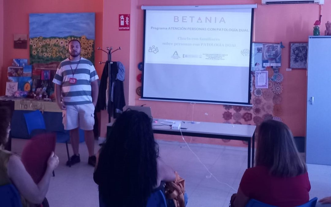 AFEMEN ALGECIRAS EN COLABORACIÓN CON HOGAR BETANIA ORGANIZA UN TALLER SOBRE PATOLOGÍA DUAL PARA FAMILIAS