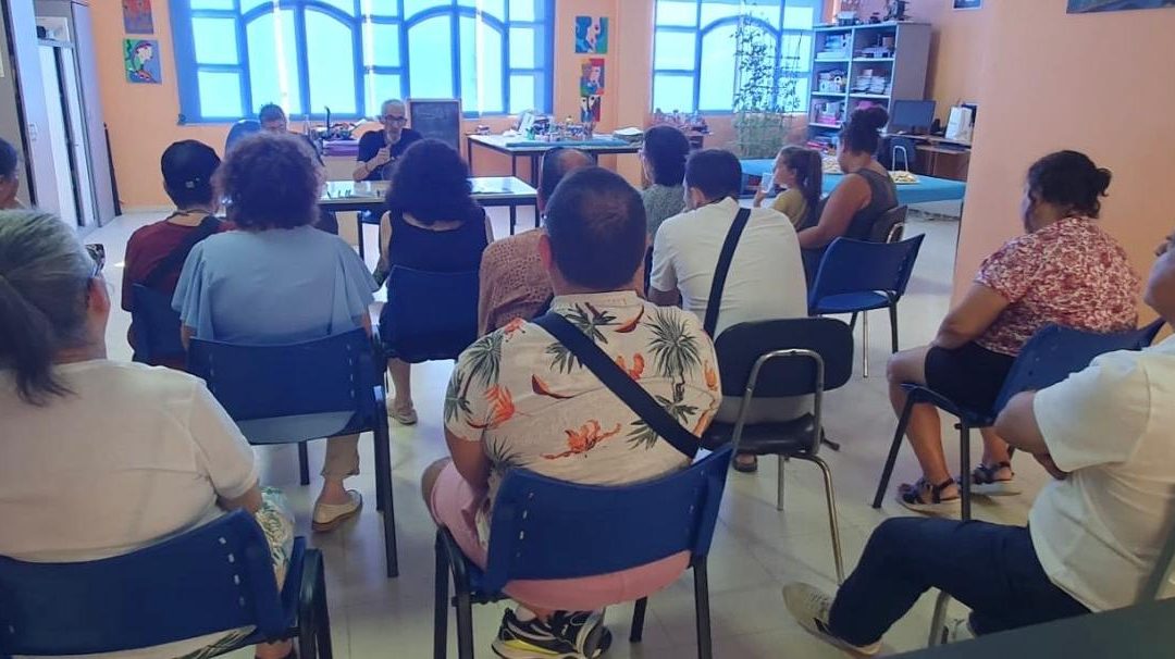 AFEMEN ALGECIRAS EN COLABORACIÓN CON HOGAR BETANIA ORGANIZA UN TALLER SOBRE PATOLOGÍA DUAL PARA FAMILIAS