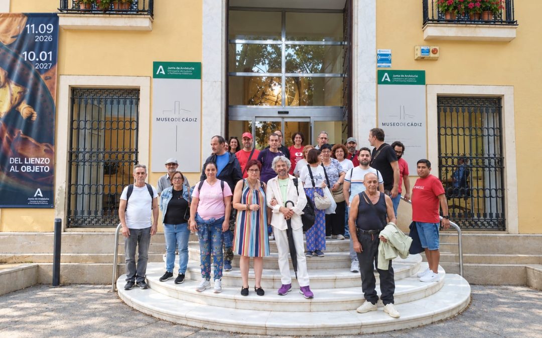 LAS DELECIONES DE AFEMEN DE CHICLANA, SAN FERNANDO Y CÁDIZ DISFRUTAN DE LA EXPOSICIÓN ‘NEXO’ EN EL MUSEO DE CÁDIZ